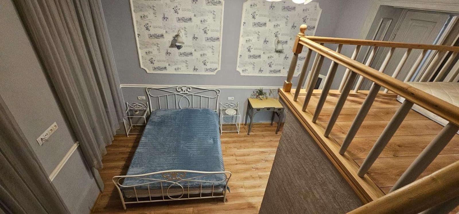 Apartament On Aghmashenebeli 26 第比利斯 外观 照片