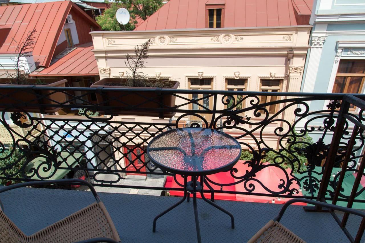 Apartament On Aghmashenebeli 26 第比利斯 外观 照片